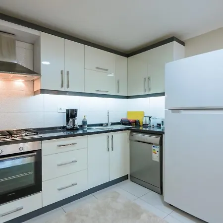 Excellent Flat Near Hadrian's Gate Appartement